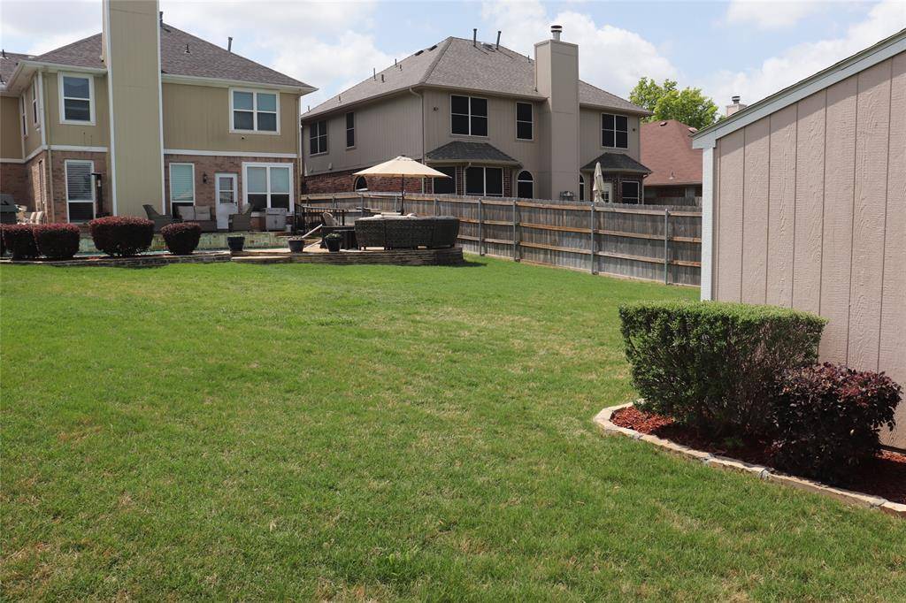 1222 Belmont Drive, Grand Prairie, TX 75052