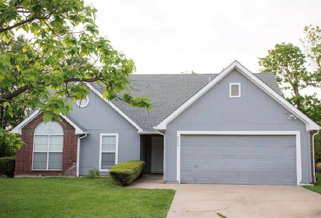 2203 Teakwood Court, Lewisville, TX 75067