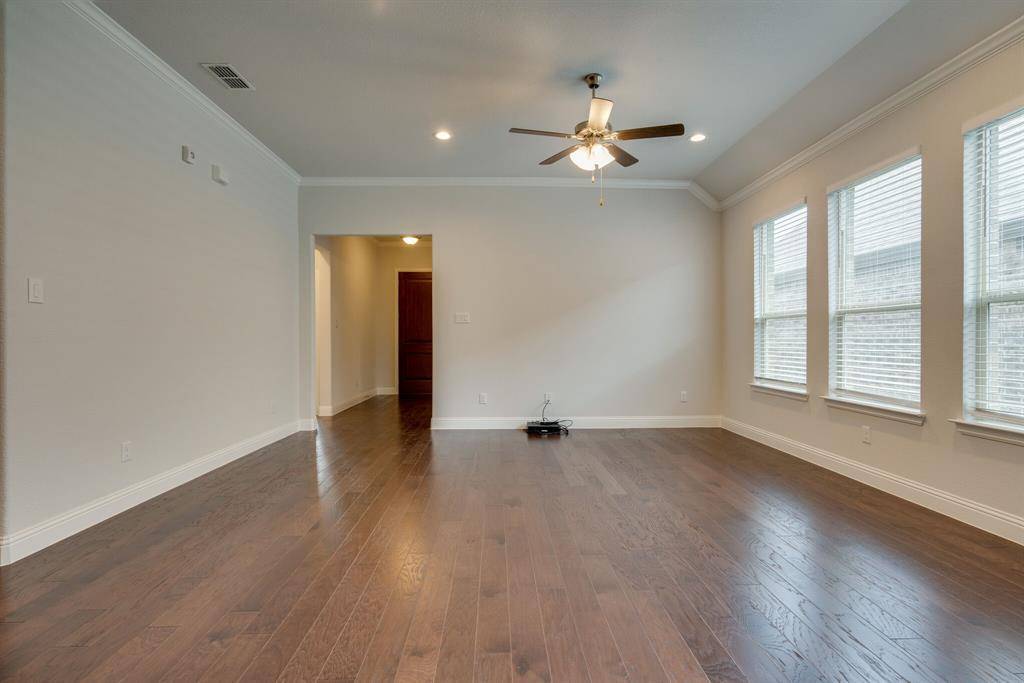 605 Boardwalk Way, Argyle, TX 76226