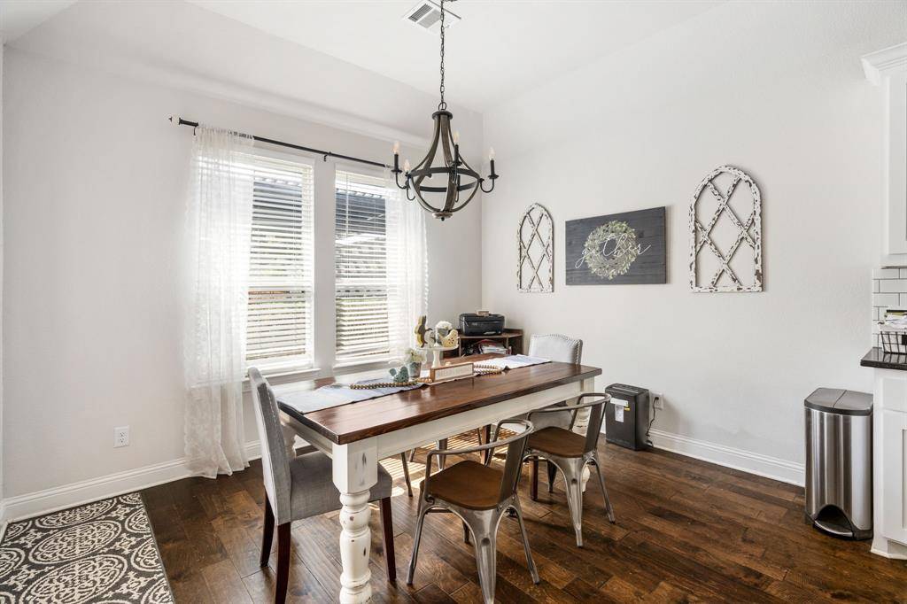 1605 Granite Way, Waxahachie, TX 75165