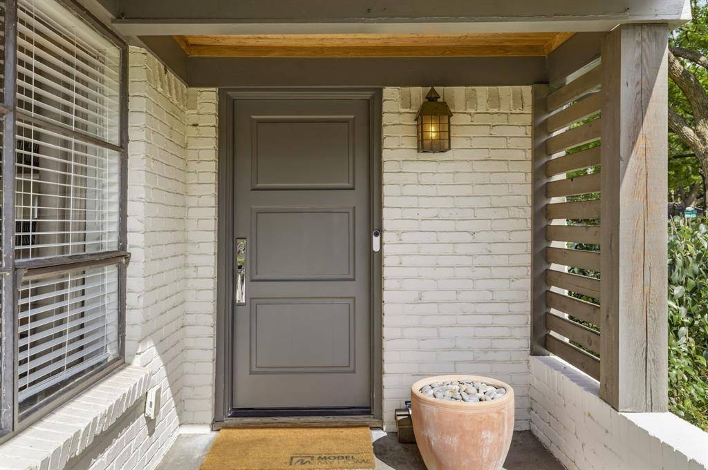 6467 Danbury Lane, Dallas, TX 75214