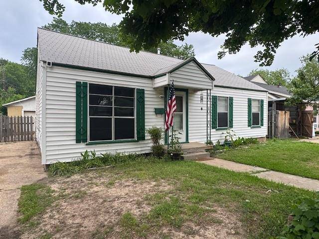 1634 Ash Street, Grand Prairie, TX 75050