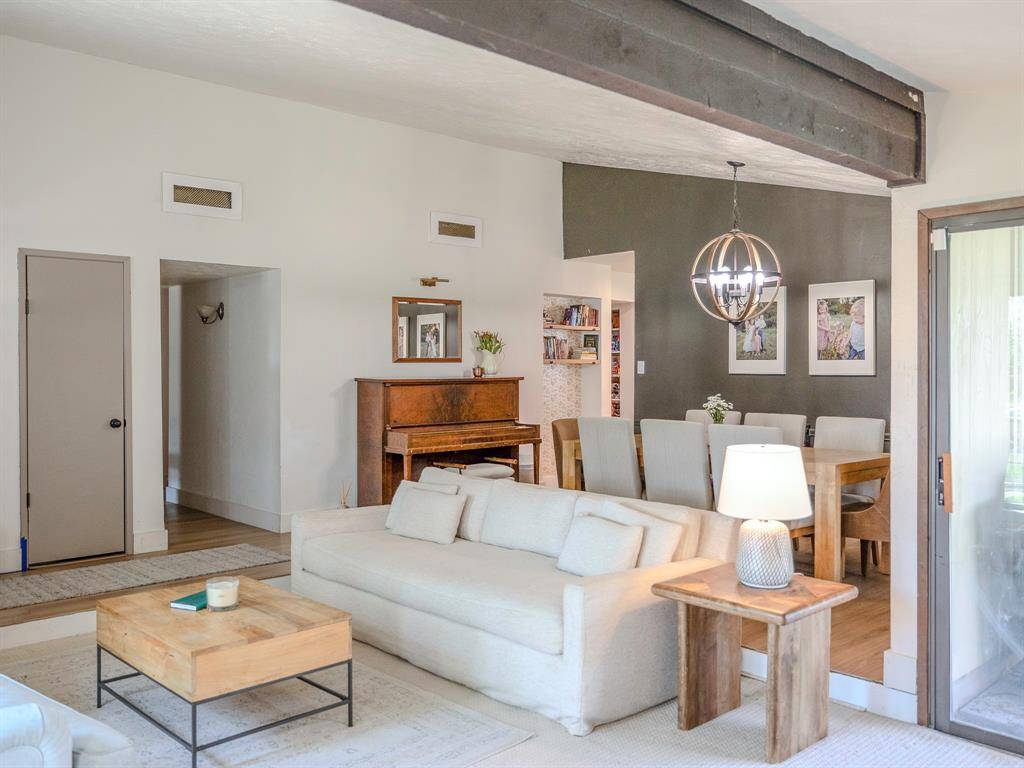 2207 Marble Falls Drive, Carrollton, TX 75007