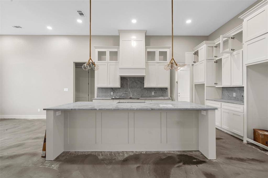 358 Lacek Mill Road, China Spring, TX 76633