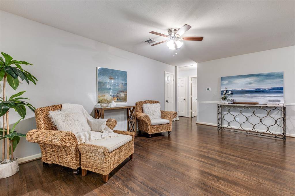 2600 San Marcus Avenue, Dallas, TX 75228