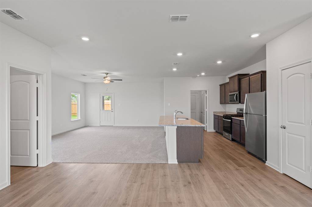 13528 Turtle Mountain Road, Ponder, TX 76259