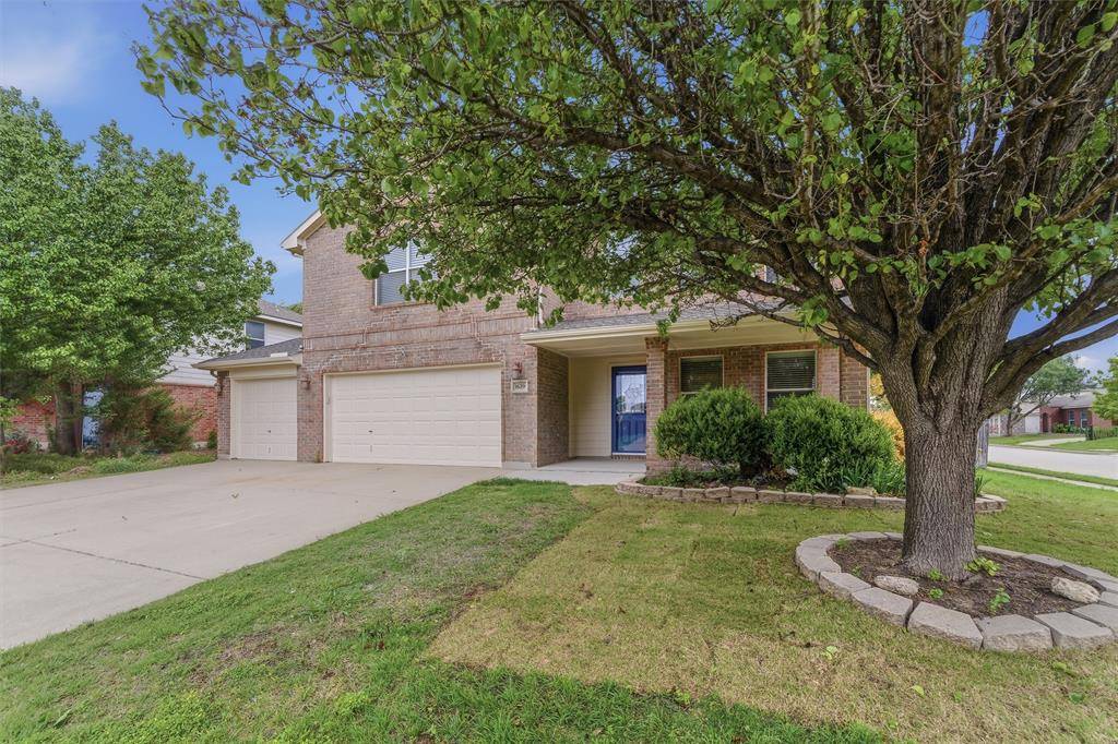1629 Withers Way, Krum, TX 76249