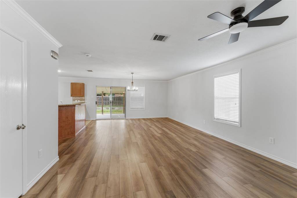 1629 Withers Way, Krum, TX 76249