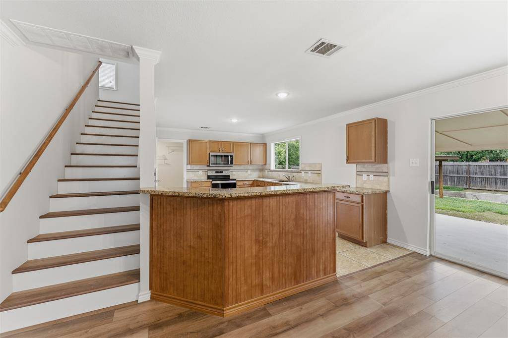 1629 Withers Way, Krum, TX 76249