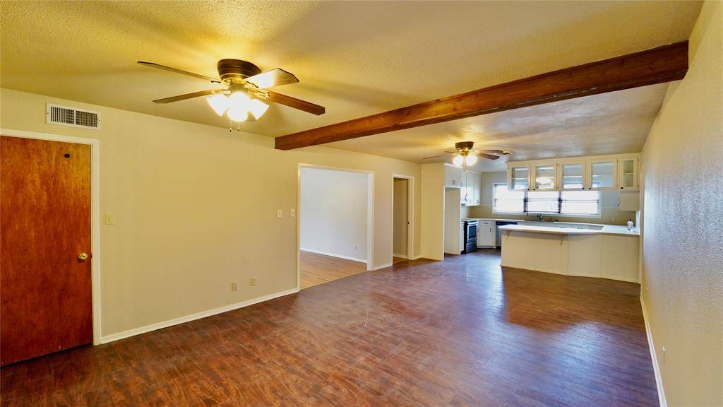 3010 Inspiration Drive, Hudson Oaks, TX 76087