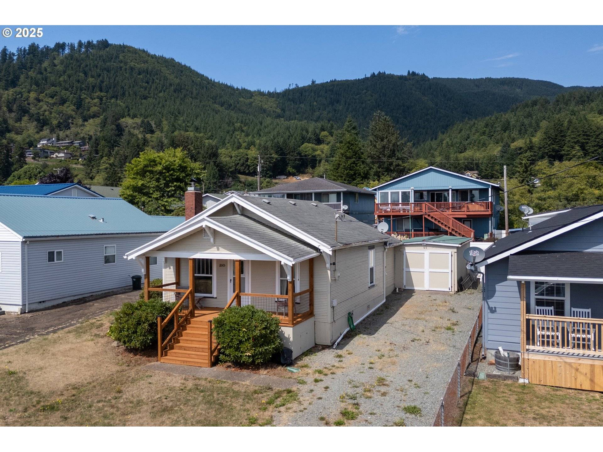 210 CYPRESS AVE, Garibaldi, OR 97118