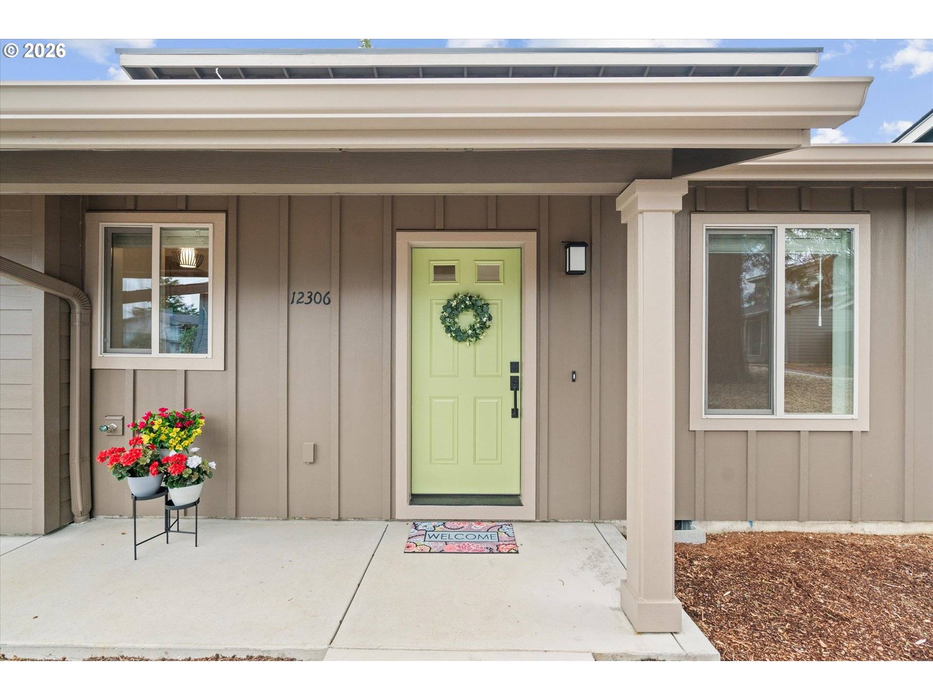 12306 Meadowlawn DR, Oregon City, OR 97045