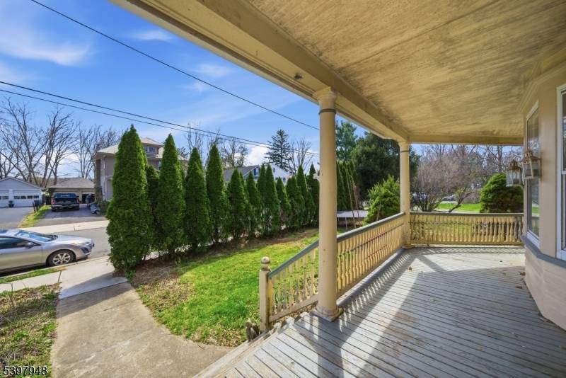 23 Parker St, Belvidere Twp., NJ 07823