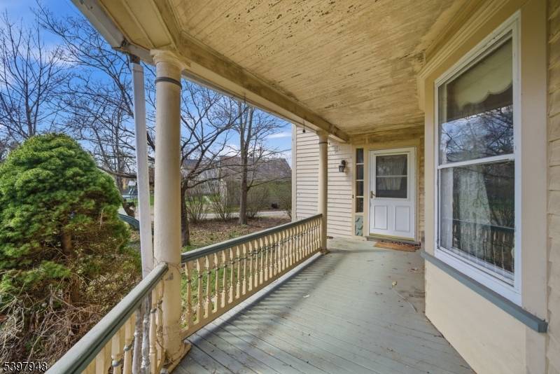 23 Parker St, Belvidere Twp., NJ 07823