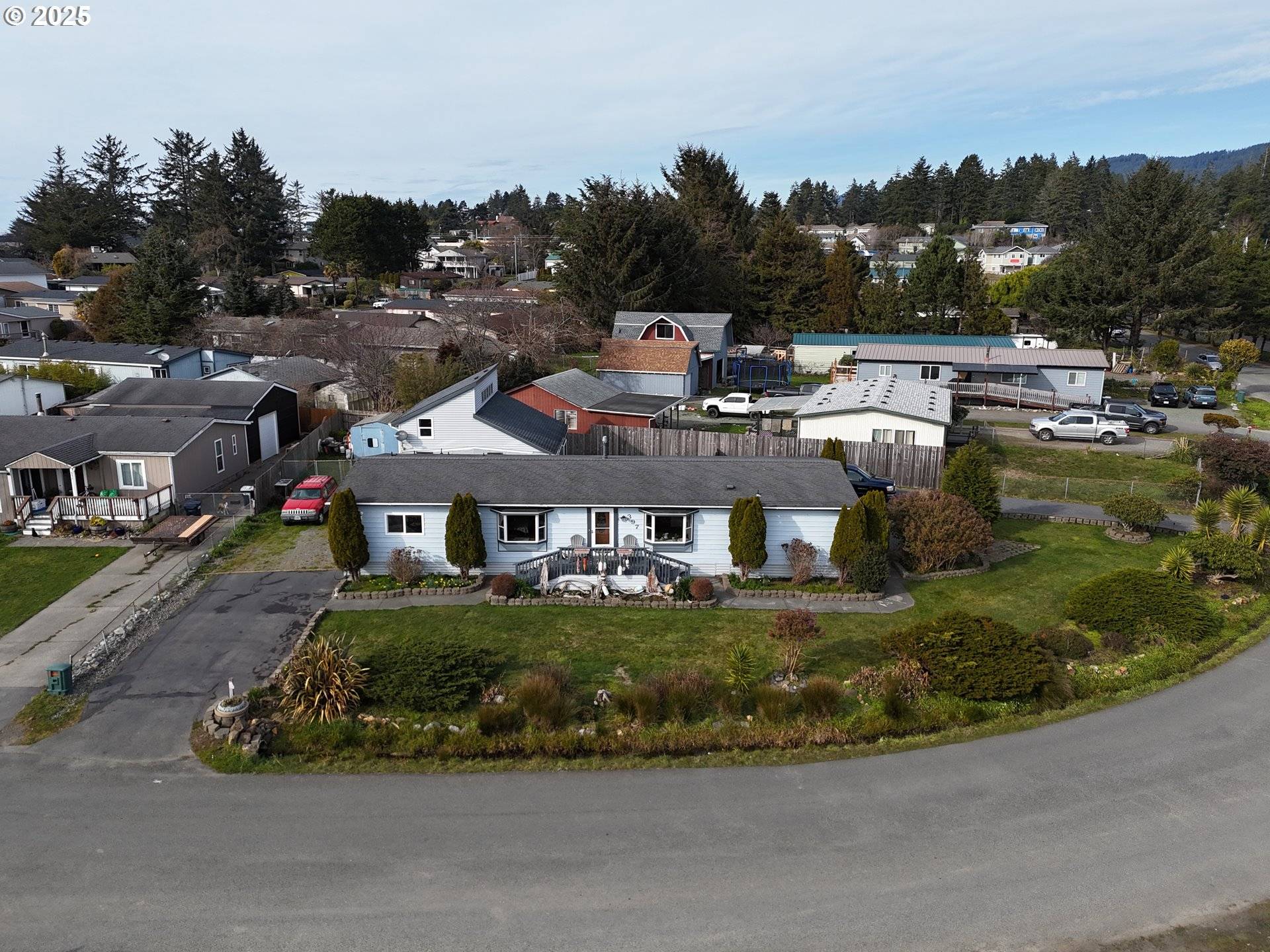 397 MILL BEACH RD, Brookings, OR 97415