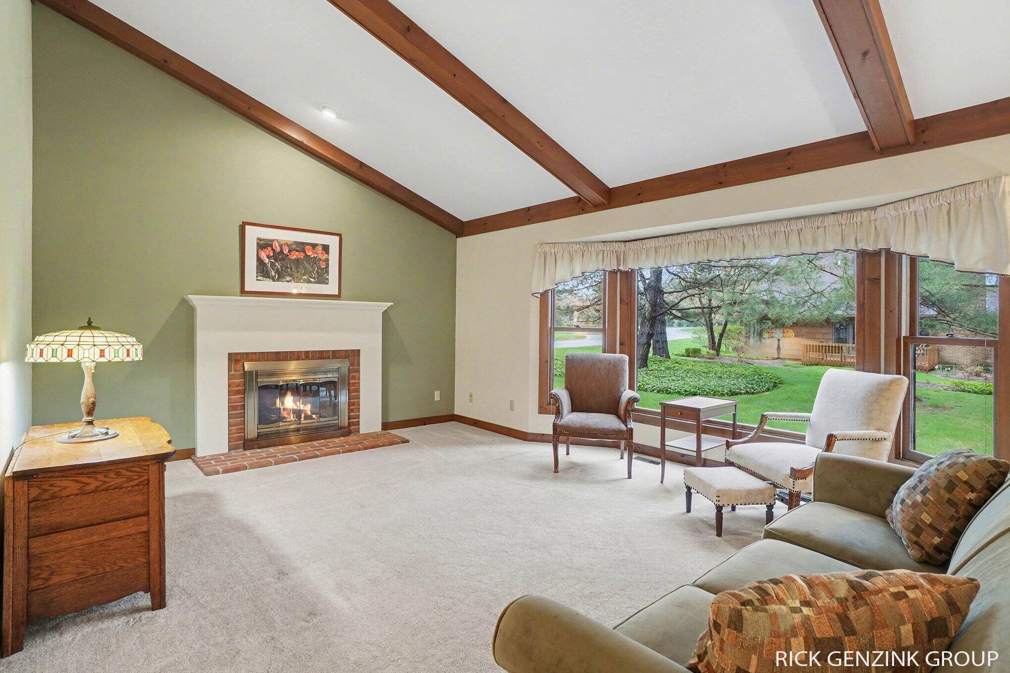 314 Foxcroft CIR, Holland City, MI 49423