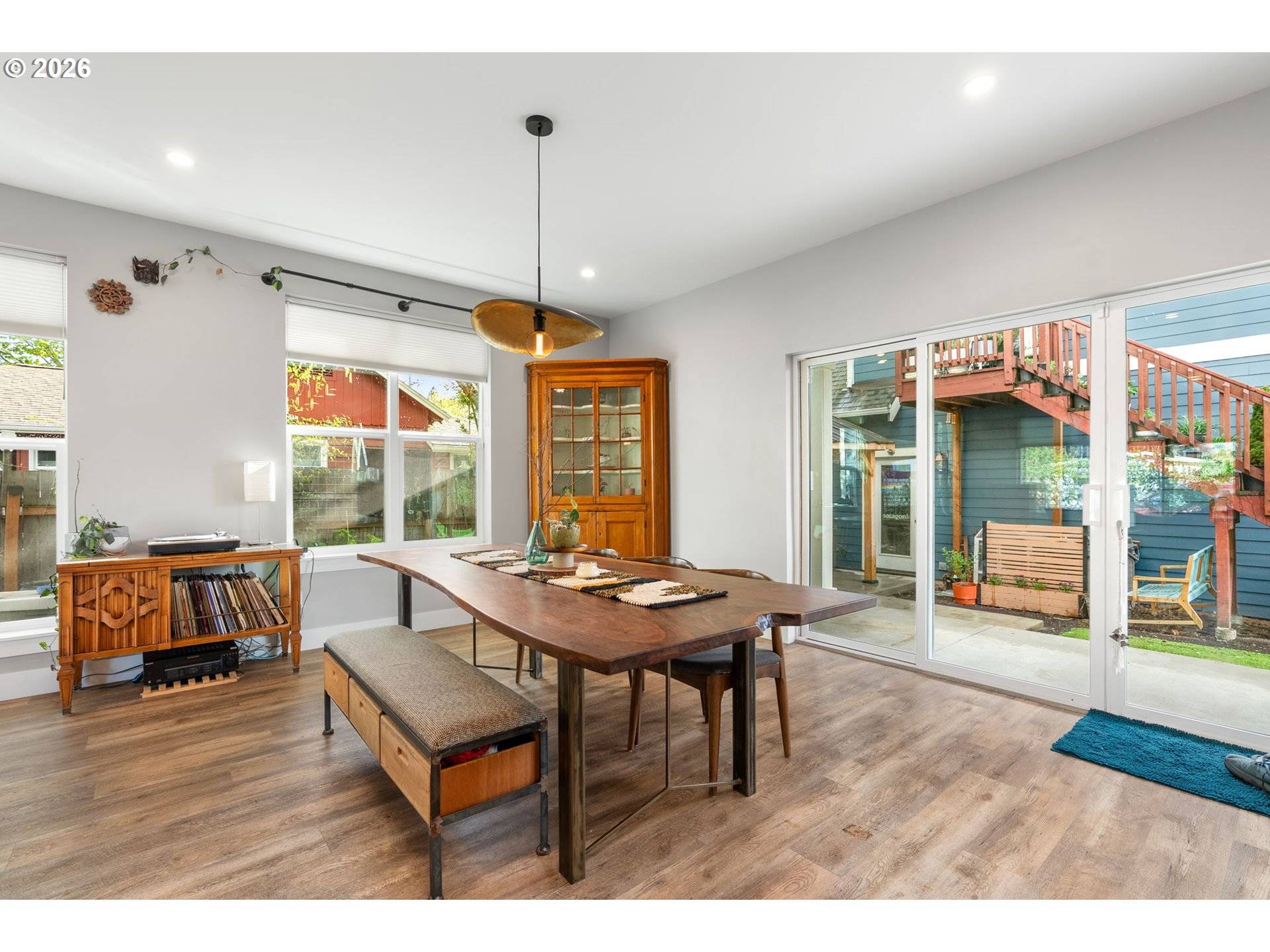 1114 9TH ST, Hood River, OR 97031