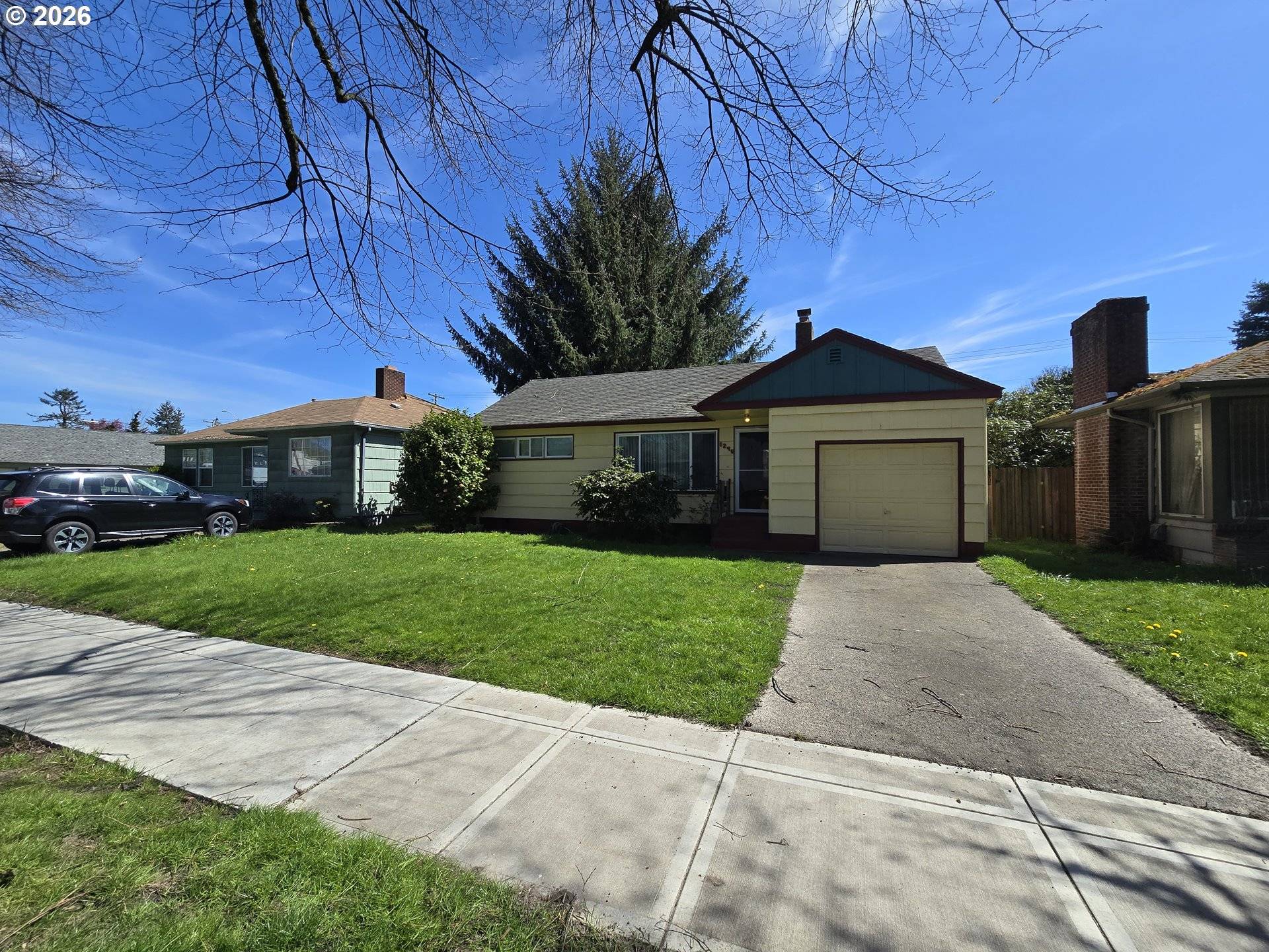 1246 11TH AVE, Longview, WA 98632