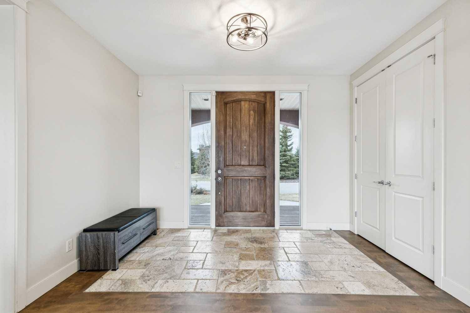 208 Leighton CT, Rural Rocky View County, AB T3Z0A2