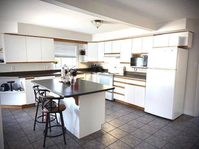 414 James AVE, Timmins, ON P4N 5T2