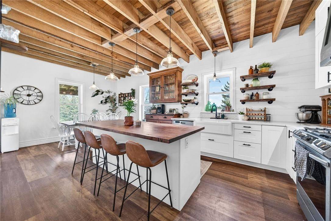 680 Haldimand 9 RD, Haldimand, ON N0A 1H0