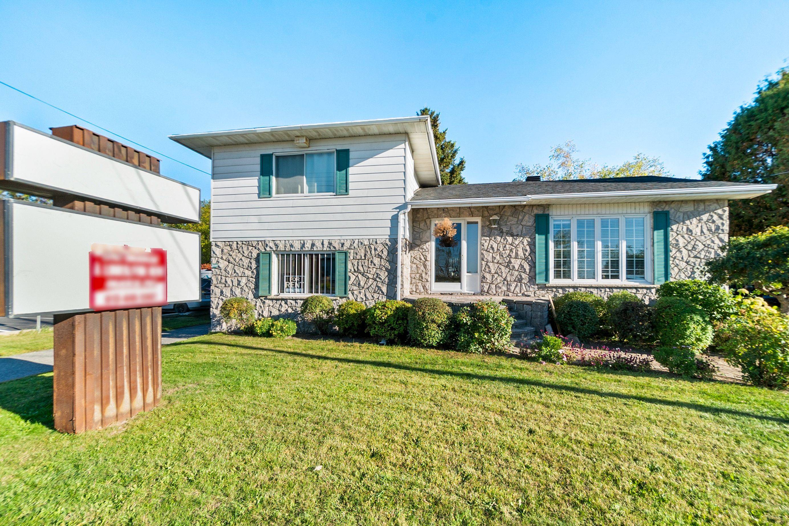 2705 Laurier ST, Clarence-rockland, ON K4K 1A3