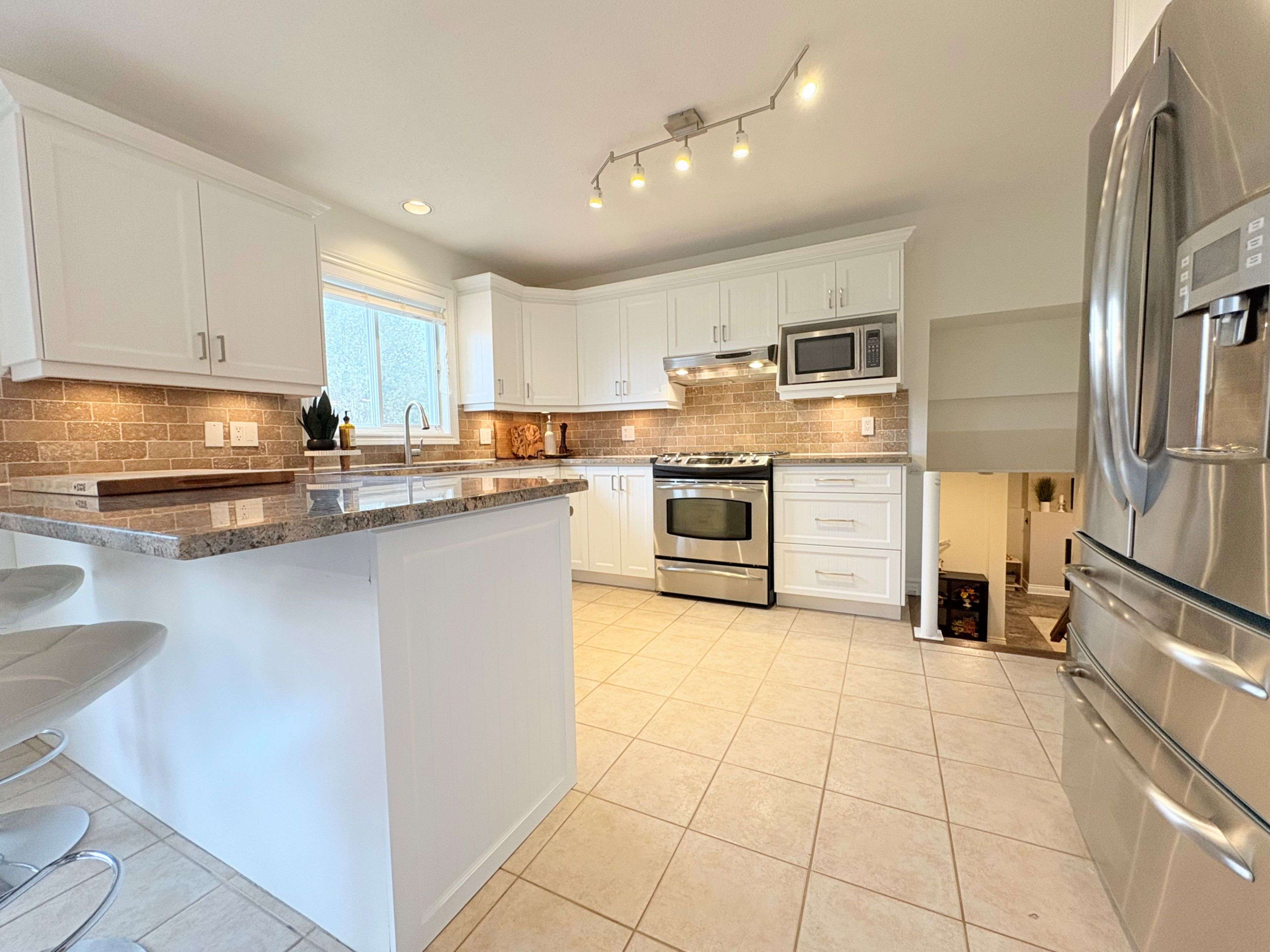 519 David Manchester RD, Carp - Huntley Ward, ON K0A 1L0