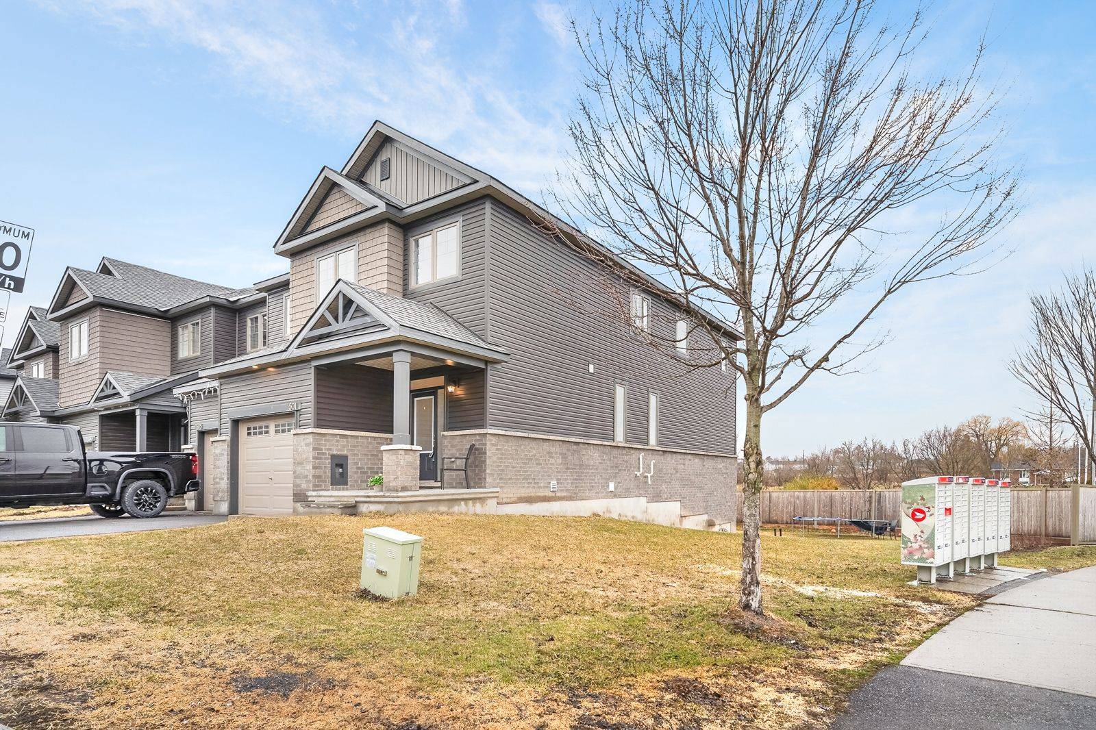 501 Enclave LN, Clarence-rockland, ON K4K 0M8