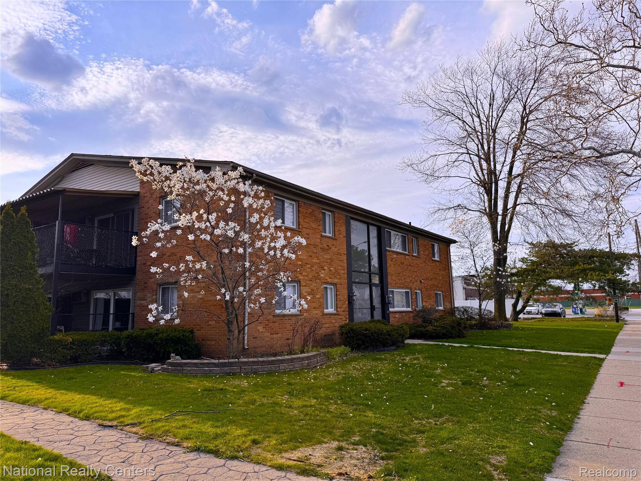 4715 Coolidge HWY #1, Royal Oak, MI 48073