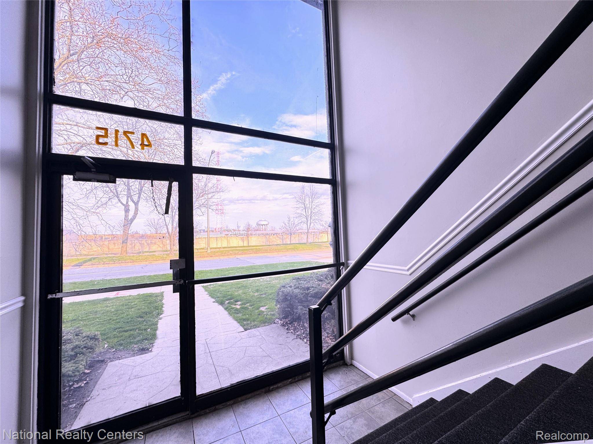 4715 Coolidge HWY #1, Royal Oak, MI 48073