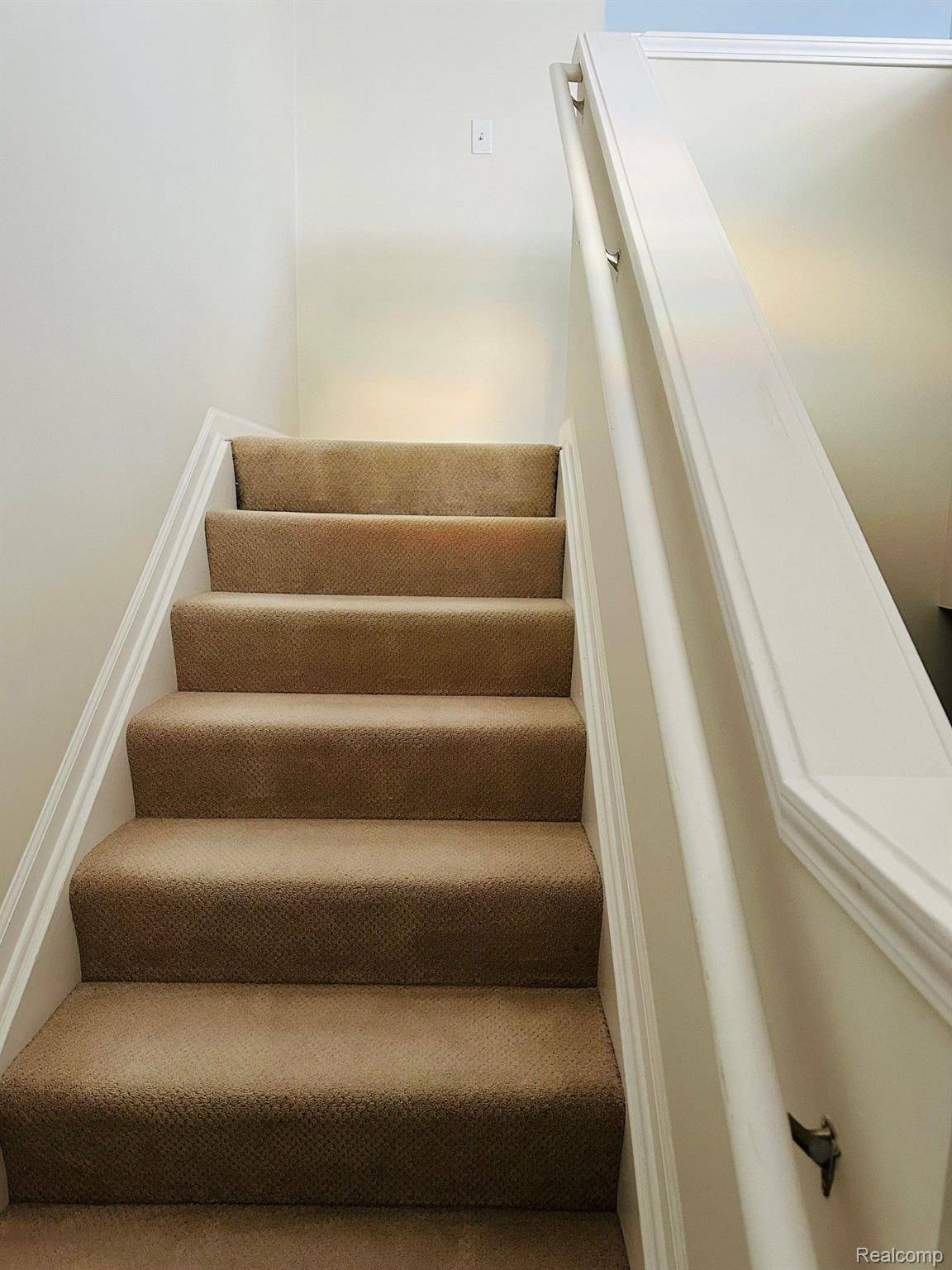 44561 GWINNETT LOOP, Novi, MI 48377