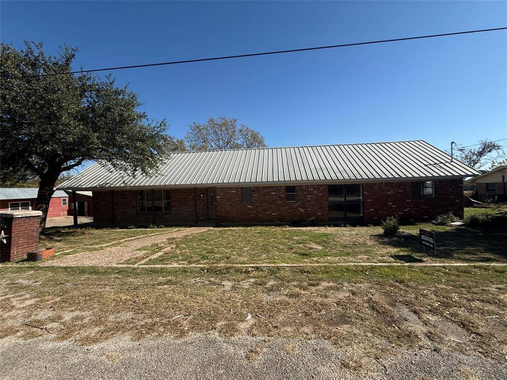 1102 Chilton Street, Weatherford, TX 76086