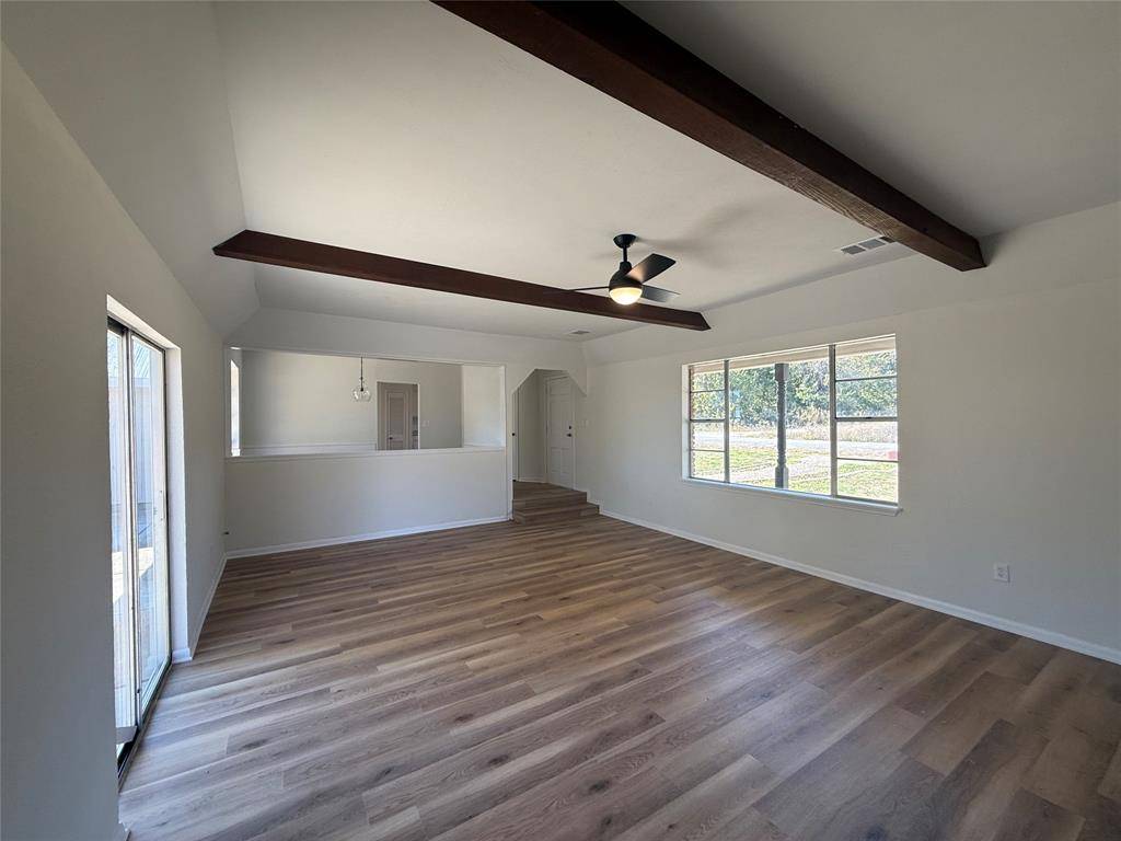 1102 Chilton Street, Weatherford, TX 76086