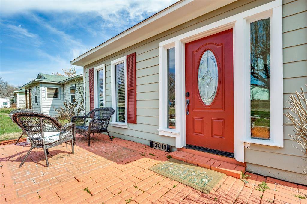 13910 Albemarle Drive, Farmers Branch, TX 75234