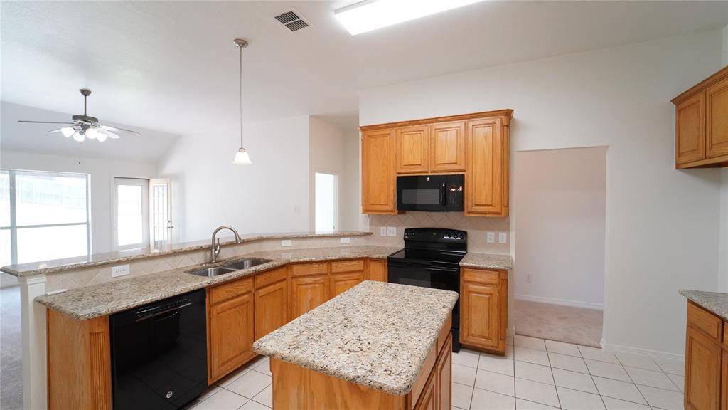 2306 Timber Cove Drive, Weatherford, TX 76087