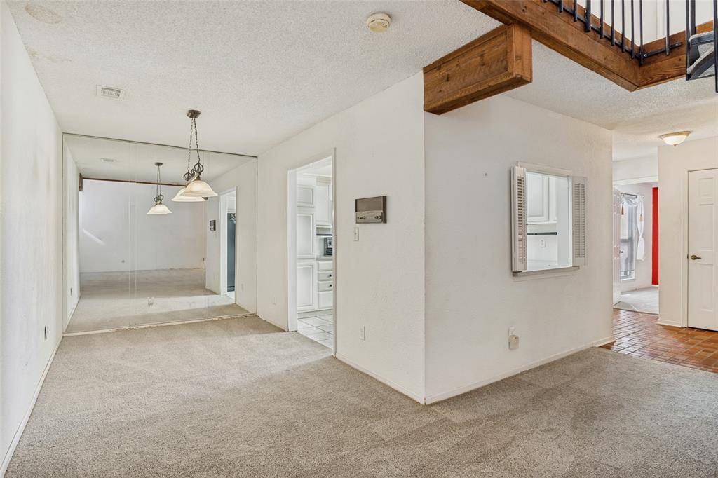 9814 Amberton Parkway, Dallas, TX 75243