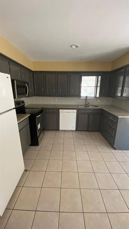 524 Towne House Lane, Richardson, TX 75081