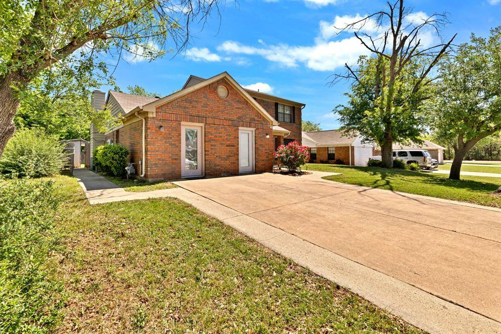 308 Mack Drive, Denton, TX 76209
