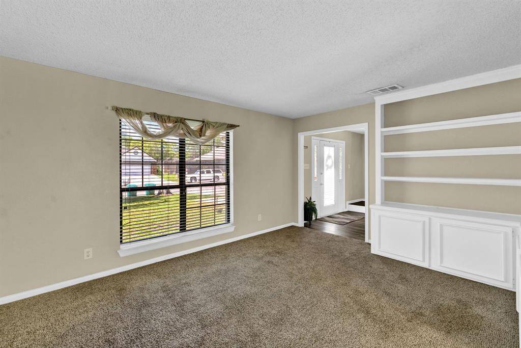 308 Mack Drive, Denton, TX 76209