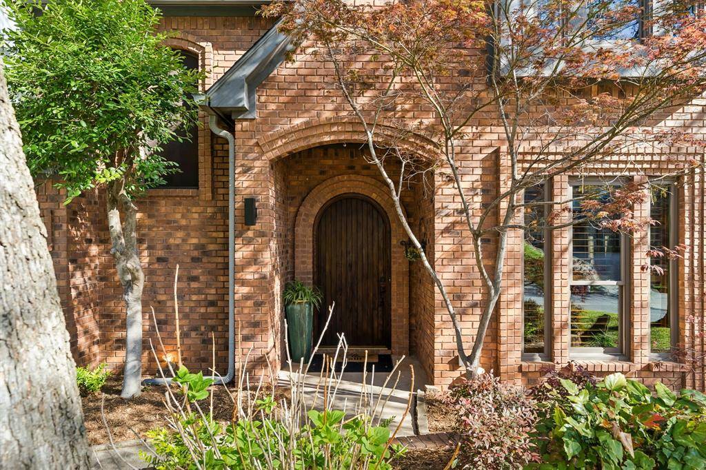 5307 Hidden Trails Drive, Arlington, TX 76017