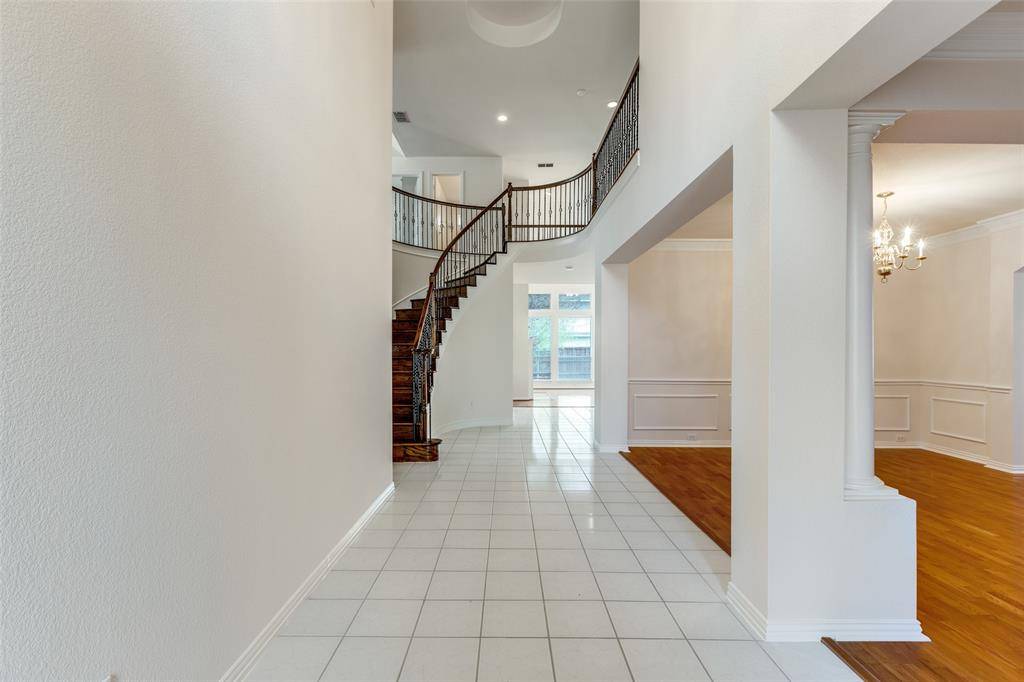 8708 Berwick Drive, Plano, TX 75025