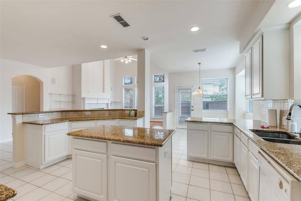 8708 Berwick Drive, Plano, TX 75025