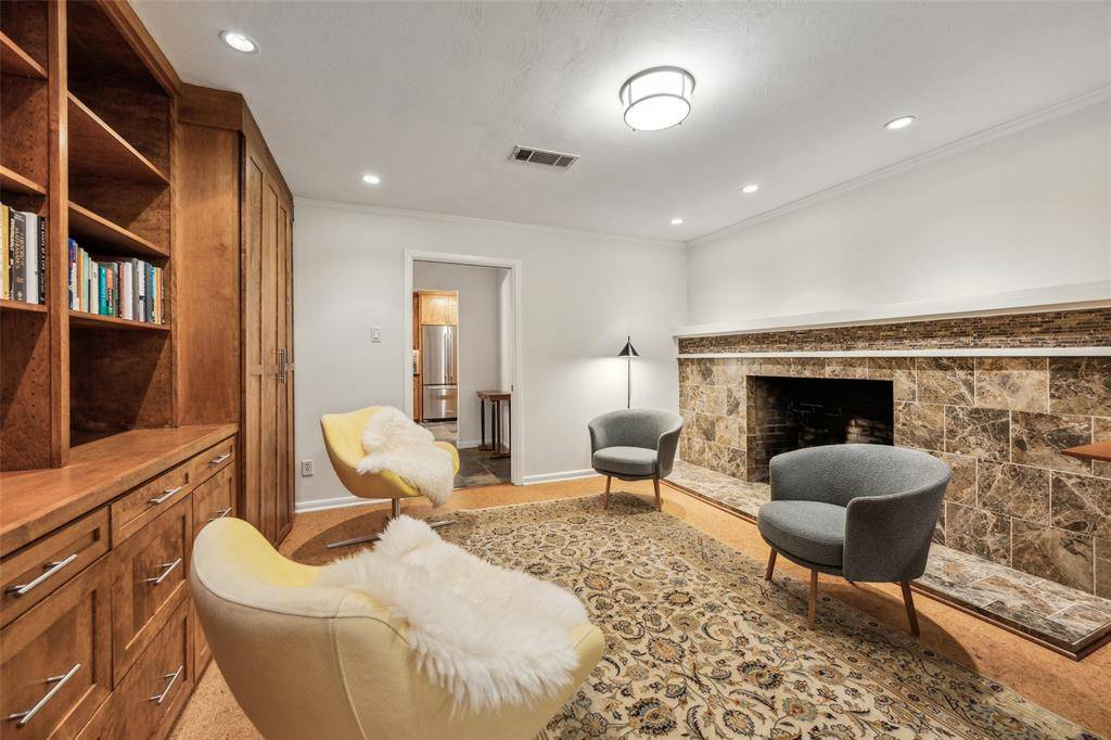 6640 Yosemite Lane, Dallas, TX 75214