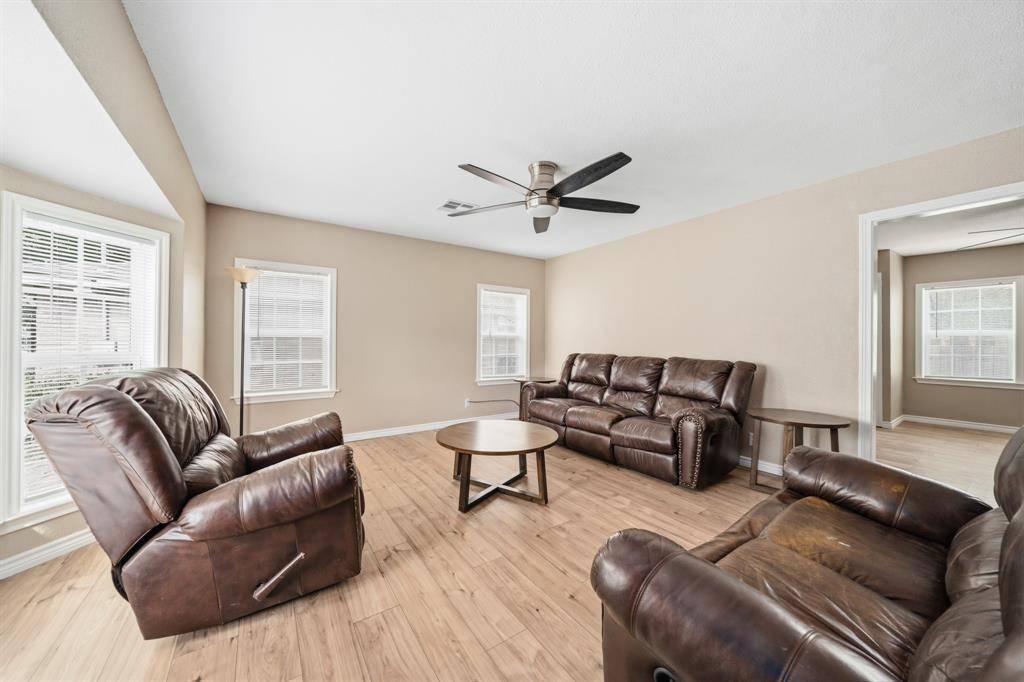 713 E Franklin Street, Hillsboro, TX 76645