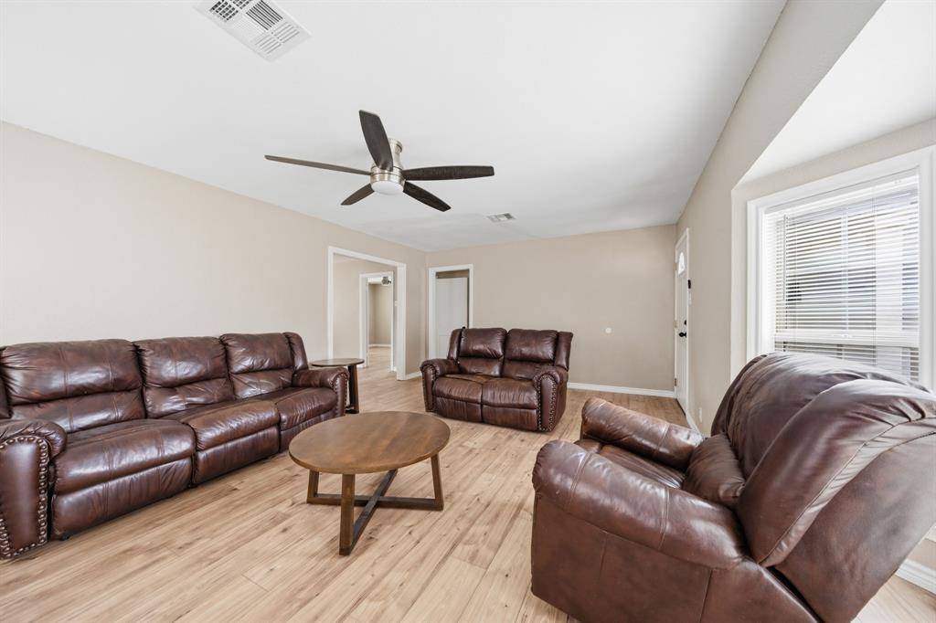 713 E Franklin Street, Hillsboro, TX 76645