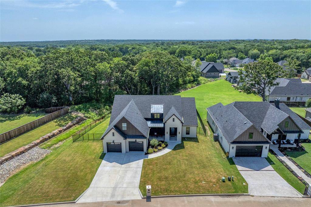 160 Bent Oak Drive, Pottsboro, TX 75076