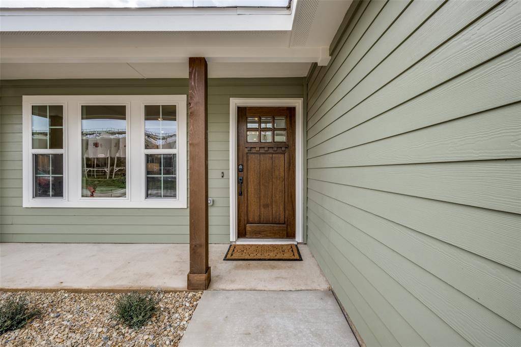 100 Walnut Street, Whitesboro, TX 76273