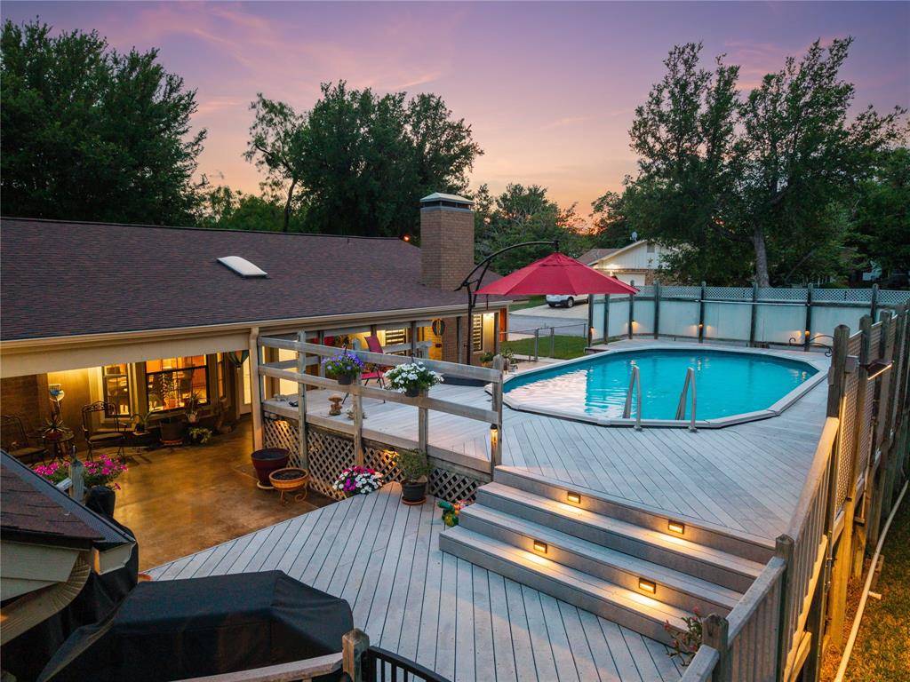 1700 16th Street, Brownwood, TX 76801