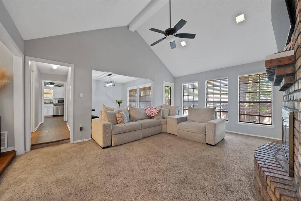 5715 Trail Crest Drive, Arlington, TX 76017