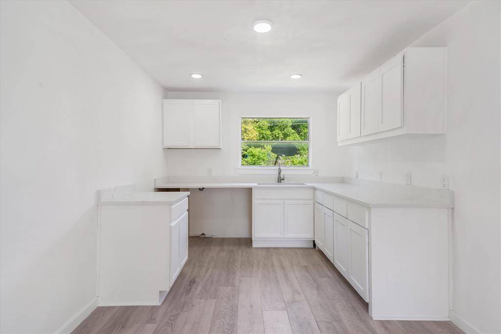 3835 Lovingood Drive, Dallas, TX 75241